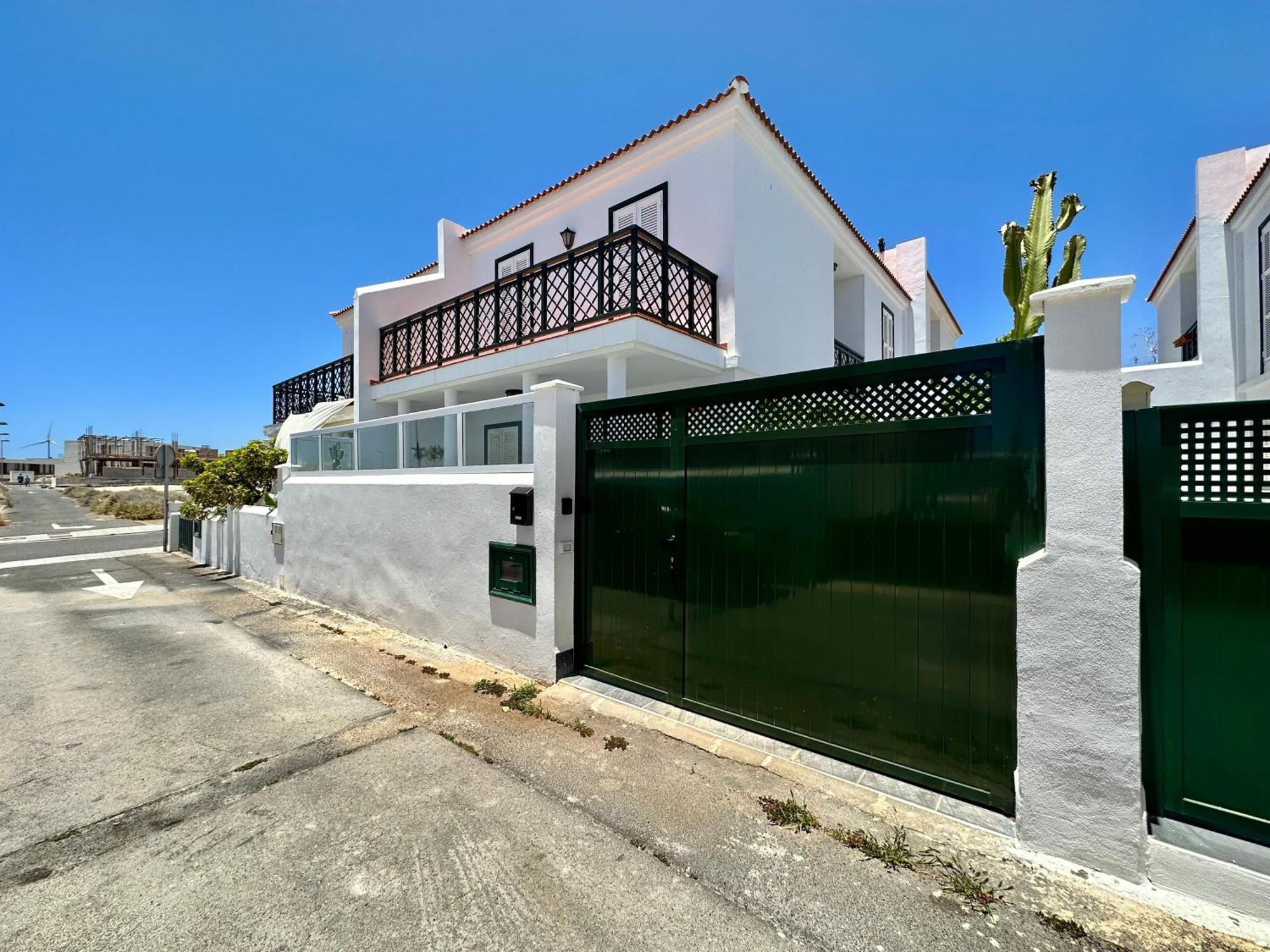Casa Playa Abades Holiday home